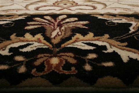 Kashmar Beige Square Hand Knotted 511 X 60 Area Rug 250-20824 Image 4