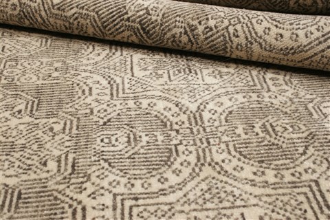 Modern Beige Hand Knotted 80 X 102  Area Rug 250-20968 Image 8