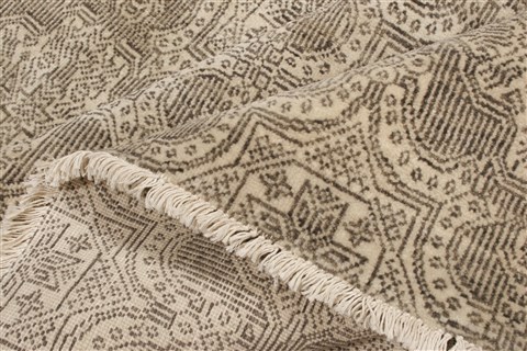 Modern Beige Hand Knotted 80 X 102  Area Rug 250-20968 Image 9