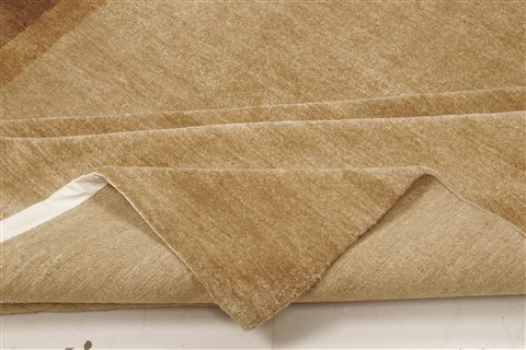 Gabbeh Beige Hand Knotted 82 X 102 Area Rug 250-20991 Image 12