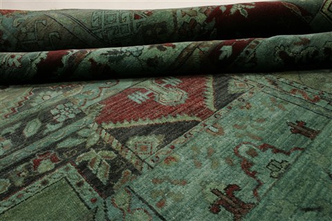 Patchwork Green Hand Knotted 80 X 102 Area Rug 250-20994 Image 12