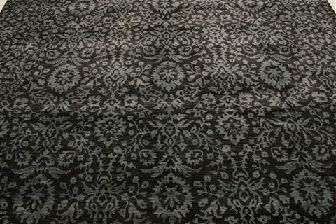 Modern Black Hand Knotted 81 X 101 Area Rug 250-21070 Image 19