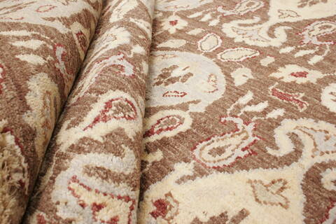 Modern Brown Hand Knotted 80 X 910  Area Rug 250-21090 Image 9