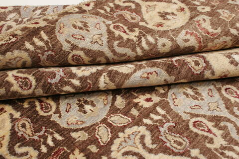 Modern Brown Hand Knotted 80 X 910  Area Rug 250-21090 Image 11