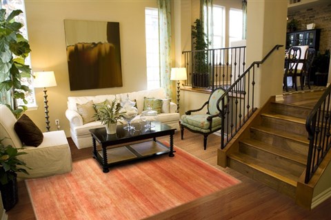 Modern Red Hand Knotted 81 X 102 Area Rug 250-21107 Image 3