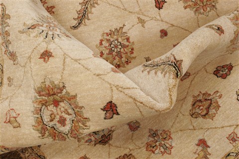 Ziegler Beige Hand Knotted 80 X 103  Area Rug 250-21123 Image 8