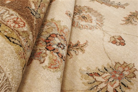 Ziegler Beige Hand Knotted 80 X 103  Area Rug 250-21123 Image 9