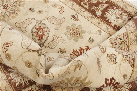 Ziegler Beige Hand Knotted 710 X 101 Area Rug 250-21127 Image 17