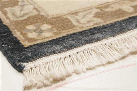 Ziegler Blue Hand Knotted 80 X 105 Area Rug 250-21136 Image 20