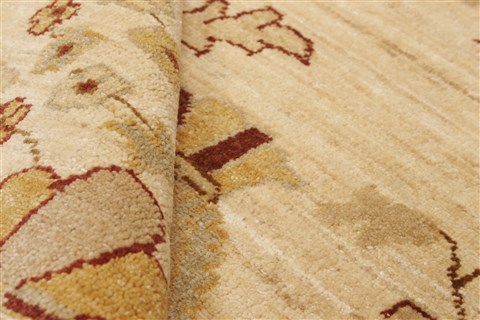 Pishavar Beige Hand Knotted 82 X 910 Area Rug 250-21190 Image 8