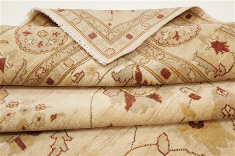 Pishavar Beige Hand Knotted 82 X 910 Area Rug 250-21190 Image 10