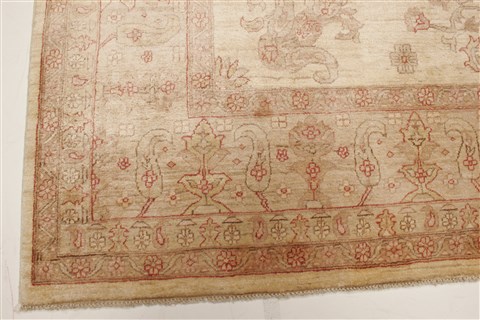 Pishavar Beige Hand Knotted 83 X 911 Area Rug 250-21197 Image 17
