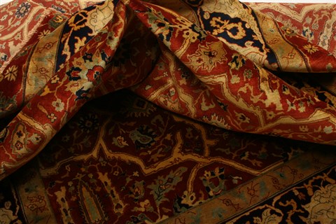 Kashan Red Hand Knotted 90 X 119  Area Rug 253-21205 Image 4