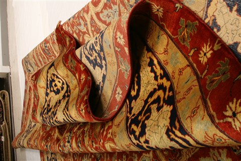 Kashan Red Hand Knotted 90 X 119  Area Rug 253-21205 Image 11