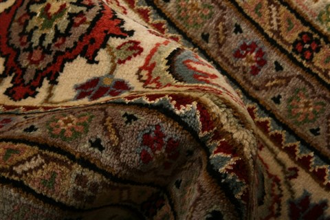 Tabriz Blue Hand Knotted 91 X 120 Area Rug 100-21207 Image 25