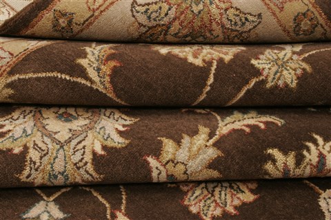 Agra Brown Hand Knotted 82 X 105 Area Rug 250-21210 Image 10