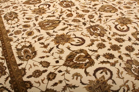 Kashan Beige Hand Knotted 89 X 121 Area Rug 100-21214 Image 17