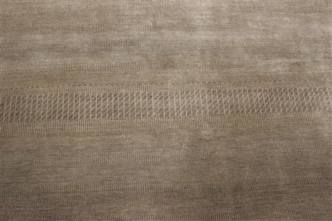 Modern Grey Hand Knotted 100 X 144 Area Rug 250-21293 Image 11