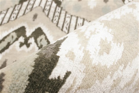 Modern Grey Runner Hand Knotted 41 X 100 Area Rug 250-21328 Image 2