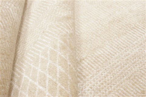 Modern Beige Hand Knotted 99 X 1311 Area Rug 250-21330 Image 1