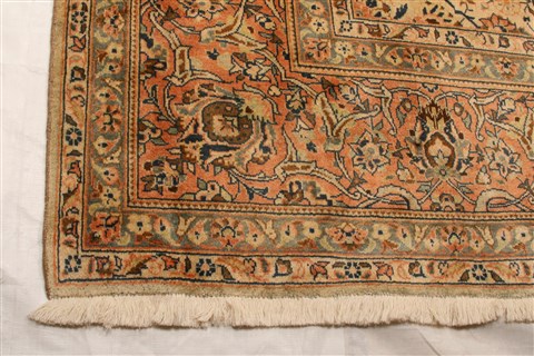 Kashan Beige Hand Knotted 88 X 126 Area Rug 100-21336 Image 9