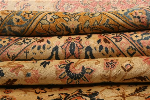 Kashan Beige Hand Knotted 88 X 126 Area Rug 100-21336 Image 3