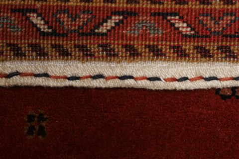 Gabbeh Red Hand Knotted 98 X 139 Area Rug 250-21345 Image 14