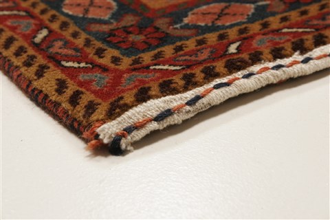 Gabbeh Red Hand Knotted 98 X 139 Area Rug 250-21345 Image 24