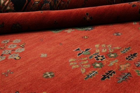 Gabbeh Red Hand Knotted 98 X 139 Area Rug 250-21345 Image 8