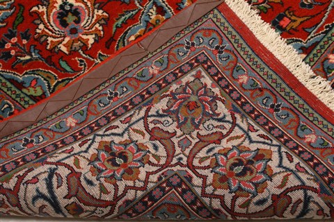 Sarouk Red Hand Knotted 82 X 116 Area Rug 100-21348 Image 22