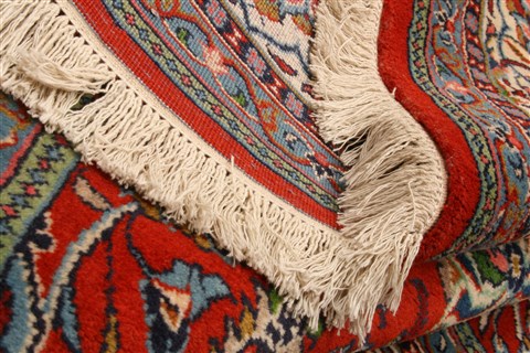 Sarouk Red Hand Knotted 82 X 116 Area Rug 100-21348 Image 7