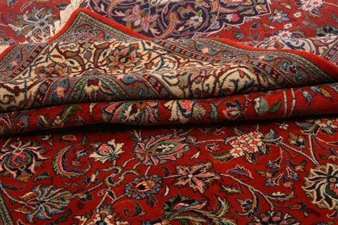 Sarouk Red Hand Knotted 82 X 116 Area Rug 100-21348 Image 18
