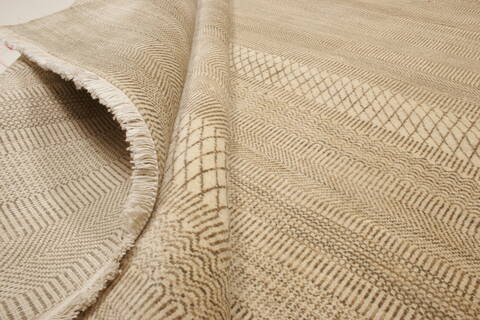 Modern Beige Hand Knotted 910 X 145  Area Rug 250-21349 Image 6