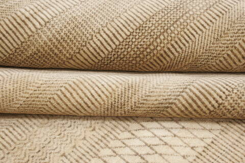 Modern Beige Hand Knotted 910 X 145  Area Rug 250-21349 Image 7