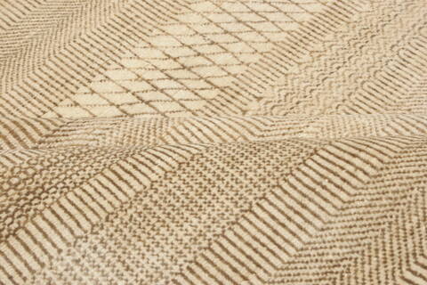 Modern Beige Hand Knotted 910 X 145  Area Rug 250-21349 Image 9