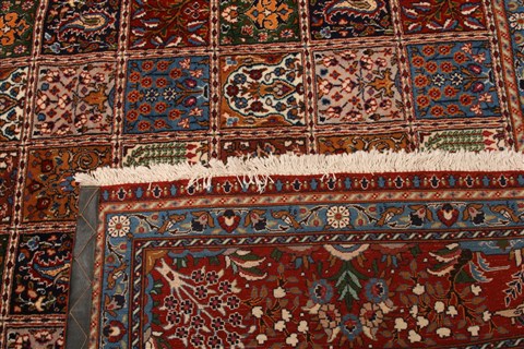 Birjand Multicolor Hand Knotted 86 X 121 Area Rug 100-21352 Image 27