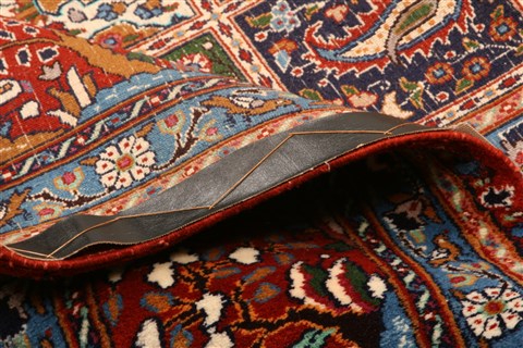 Birjand Multicolor Hand Knotted 86 X 121 Area Rug 100-21352 Image 18