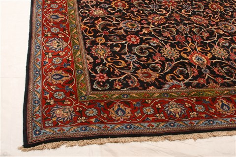 Sarouk Red Hand Knotted 80 X 115 Area Rug 100-21363 Image 2
