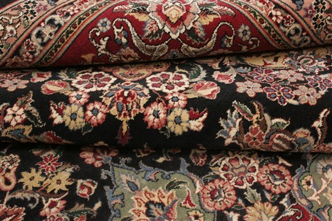 Pak-Persian Black Hand Knotted 100 X 139 Area Rug 250-21365 Image 7