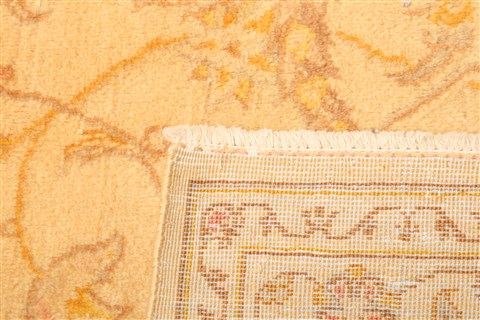 Kashan Yellow Hand Knotted 83 X 114 Area Rug 100-21366 Image 24