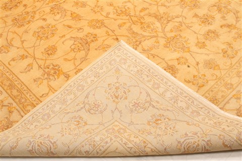 Kashan Yellow Hand Knotted 83 X 114 Area Rug 100-21366 Image 26