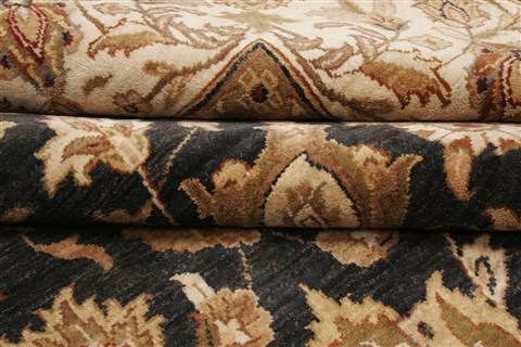 Kashan Black Hand Knotted 911 X 142  Area Rug 250-21369 Image 9