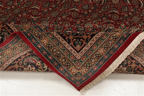 Herati Red Hand Knotted 100 X 143  Area Rug 250-21374 Image 15