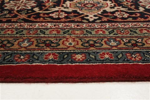 Herati Red Hand Knotted 100 X 143  Area Rug 250-21374 Image 19