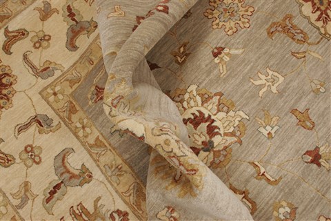 Ziegler Grey Hand Knotted 100 X 142 Area Rug 250-21377 Image 5