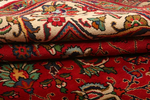 Tabriz Red Hand Knotted 82 X 117 Area Rug 100-21387 Image 19