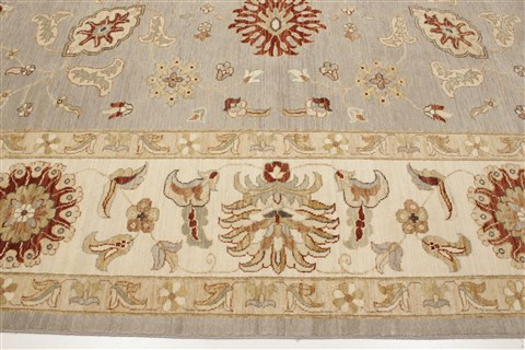 Zanjan Grey Hand Knotted 101 X 131 Area Rug 250-21390 Image 14