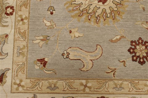 Zanjan Grey Hand Knotted 101 X 131 Area Rug 250-21390 Image 16
