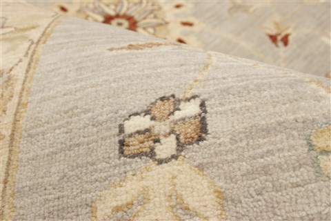 Zanjan Grey Hand Knotted 101 X 131 Area Rug 250-21390 Image 3