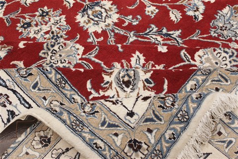 Nain Red Hand Knotted 910 X 130 Area Rug 250-21391 Image 11